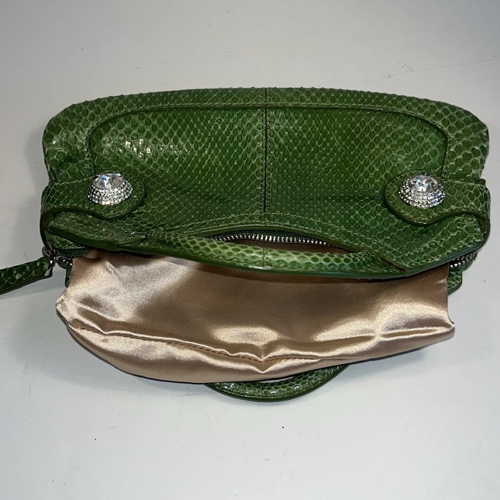 NWOT Vintage Tod’s Green Snakeskin Leather With Crystal Clutch Shoulder Bag - Picture 9 of 16